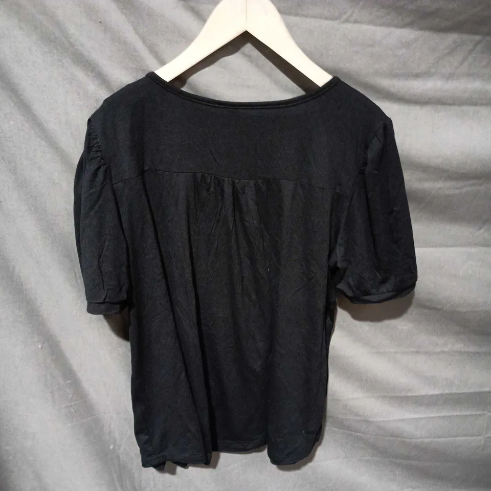 BLACK WOMEN'S BLOUSE – SIZE XL GC BRAND