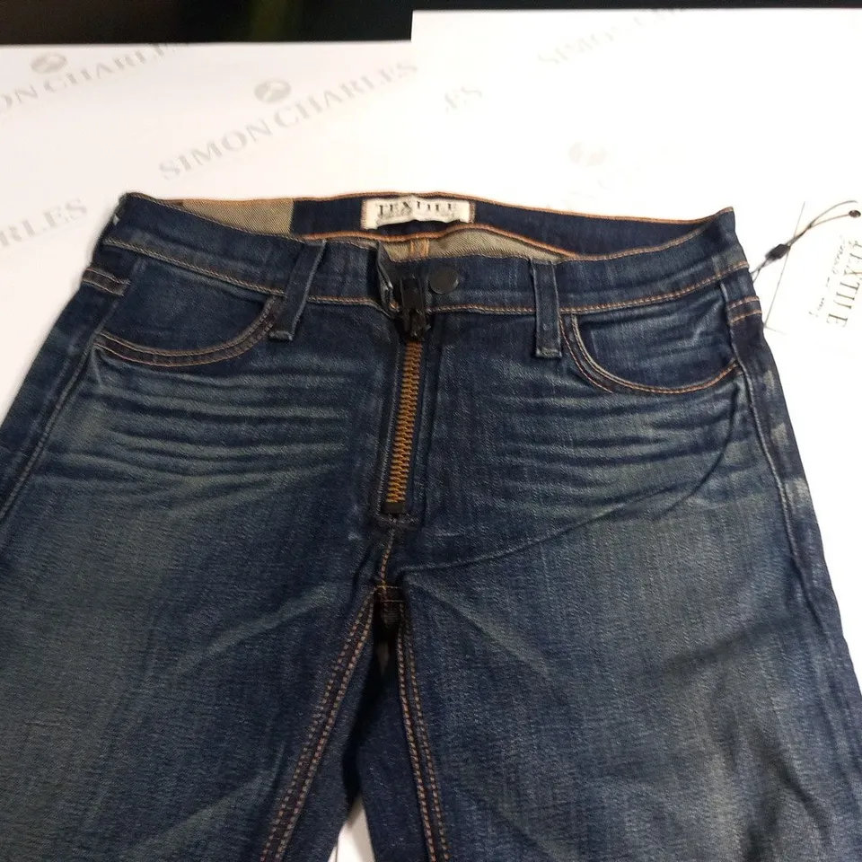 TEXTILE ELIZABETH AND JAMES JOHNNY BLUE PANTS SIZE 27