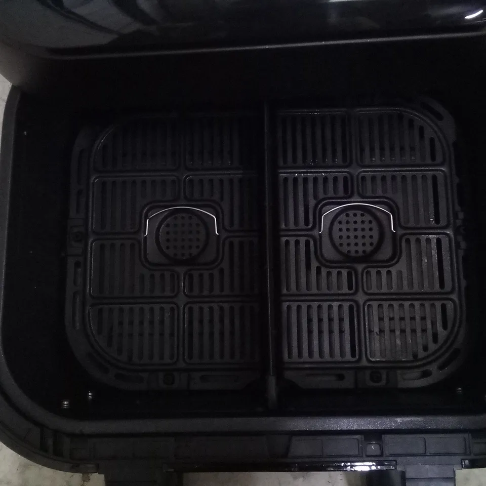 BOXED INSTANT VORTEX 8 IN 1 PLUS DOUBLE AIR FRYER 7.6L 
