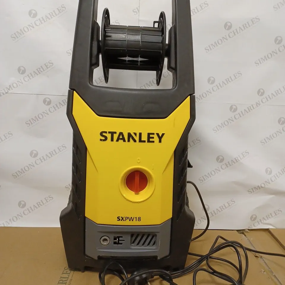 STANLEY SXPW18E HIGH PRESSURE WASHER (1800 W, 135 BAR, 440 L/H)
