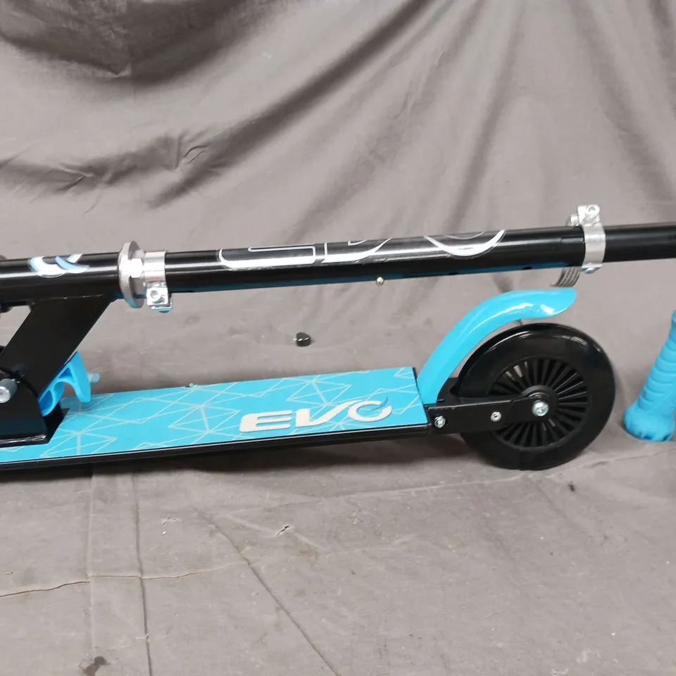 BOXED EVO INLINE SCOOTER 