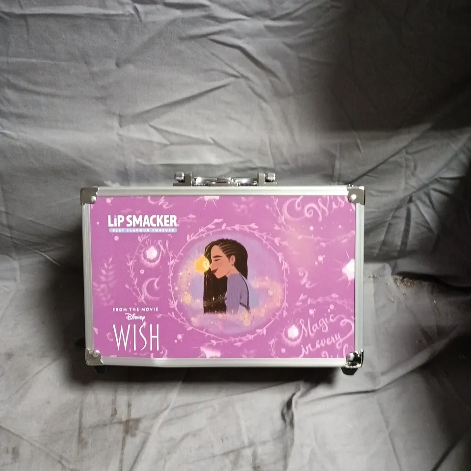 LIP SMACKER DISNEY WISH LIP BALM SET IN PURPLE CASE – STAR-SHAPED BALMS