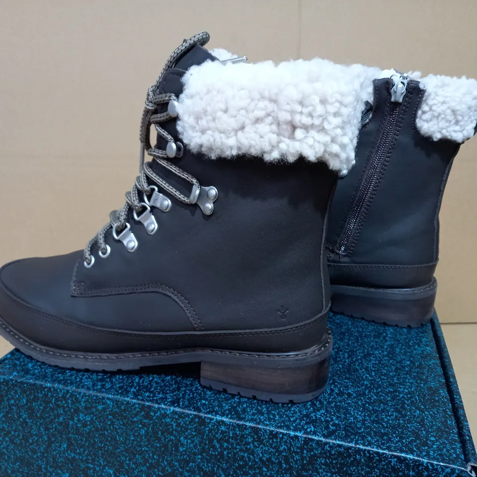 EMU OKAB WATERPROOF BOOTS ESPRESSO COLOUR SIZE 7
