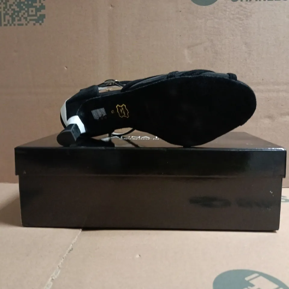 BOXED PAIR OF ANNA KERN PEEP TOE MID HEELS IN BLACK SIZE 6