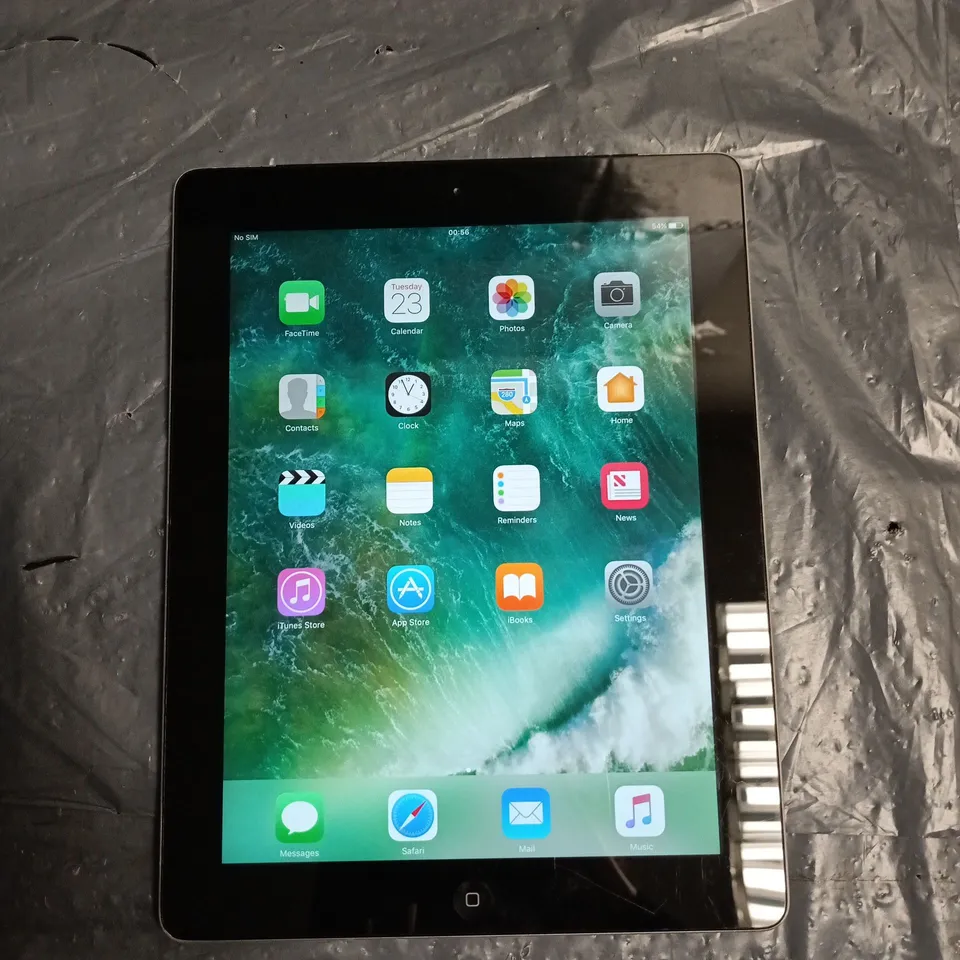 APPLE IPAD 4 16GB – SILVER