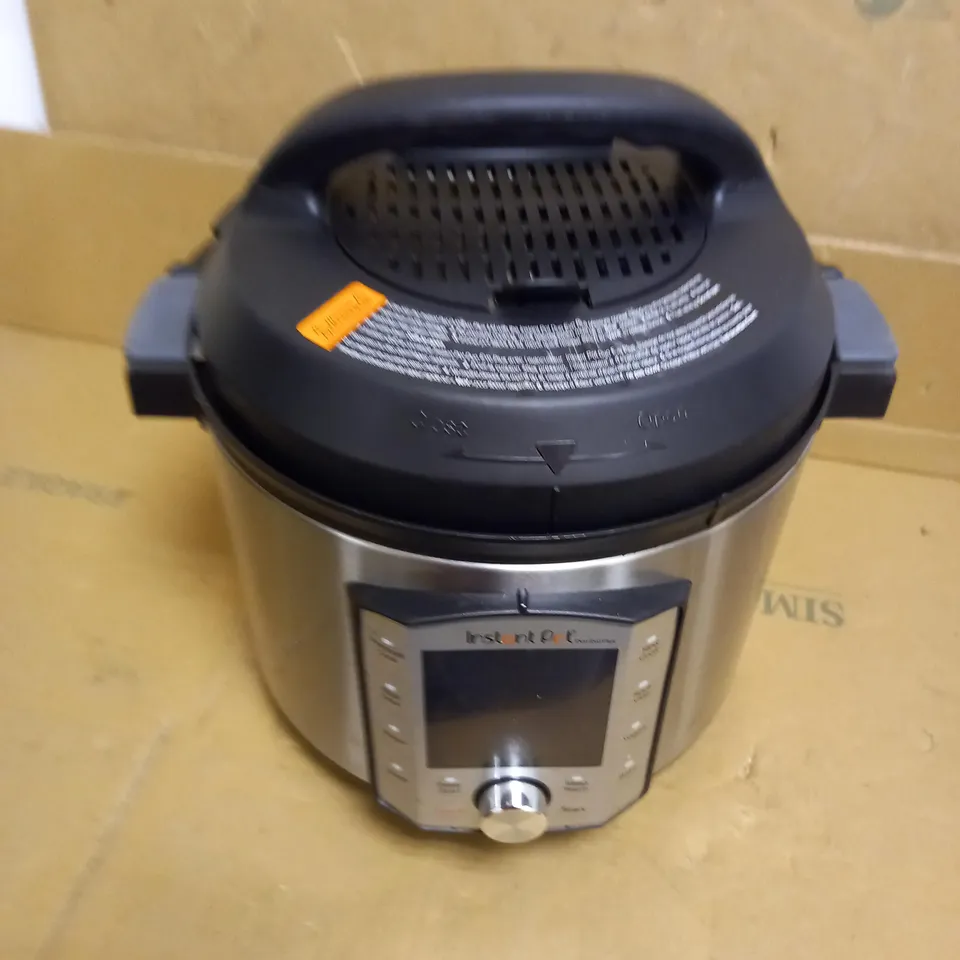 INSTANT POT DUO EVO PLUS ELECTRIC PRESSURE COOKER