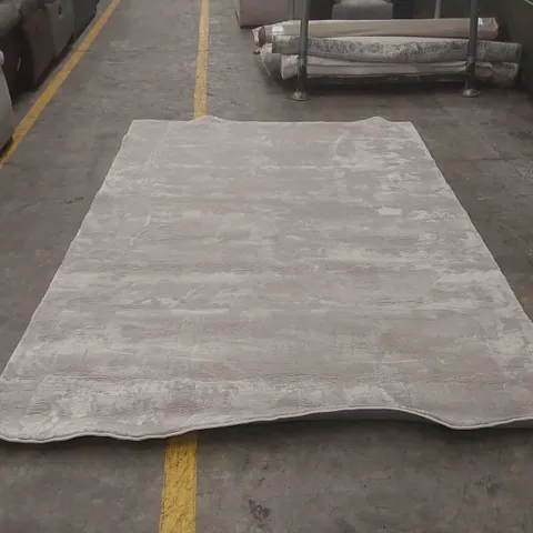 QUALITY DESIGNER AREA RUG - APPROXIMATELY 285 x 200cm