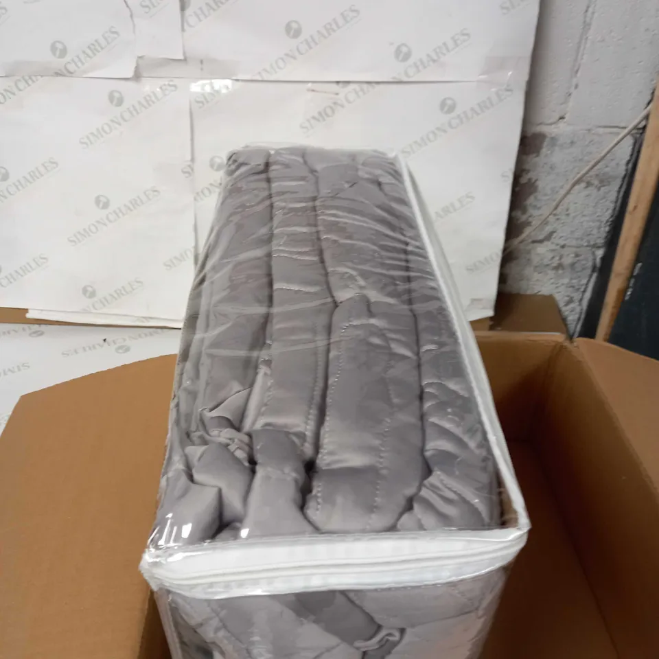 FINEST BED LINENS BY KELLY HOPPEN SUPERKING SET 