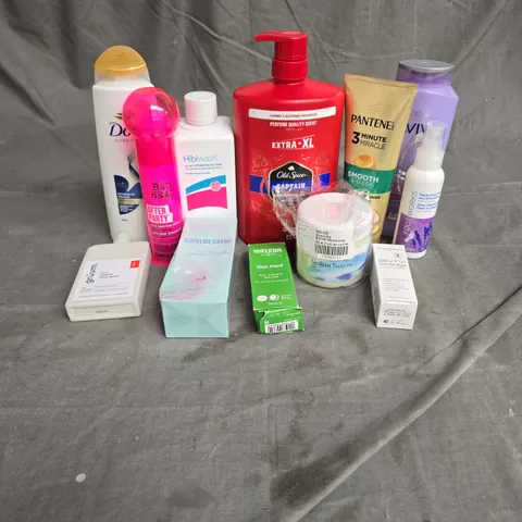APPROXIMATELY 20 ASSORTED HEALTH & BEAUTY PRODUCTS TO INCLUDE - DOVE SHAMPOO - OLD SPICE 3 IN 1 WASH - PANTENE 3 MINUTE MIRACLE CONDITIONER - ETC