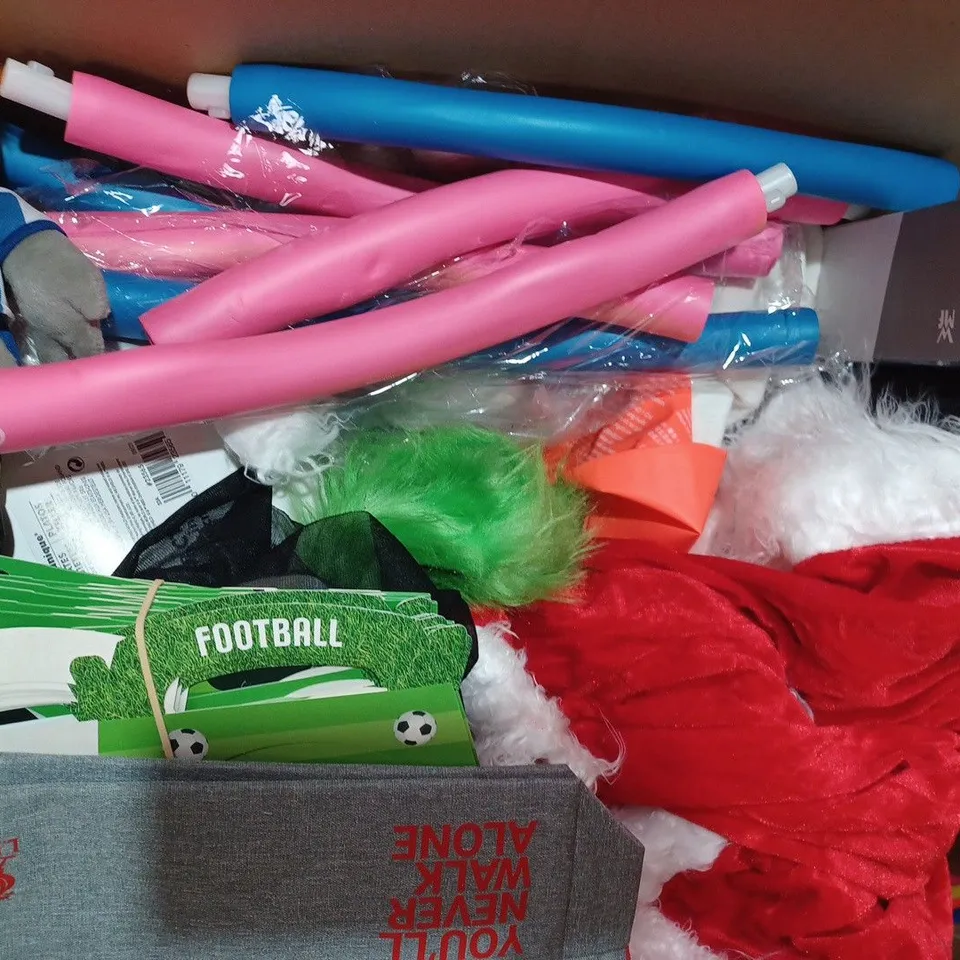 BOX OF APPROXIMATELY 20 ASSORTED TOYS AND GAMES TO INCLUDE GALT PAINT A TEA SET, GOODCOW JUMP ROPE, REVERSIBLE OCTOPUS MOOD PLUSH, ETC