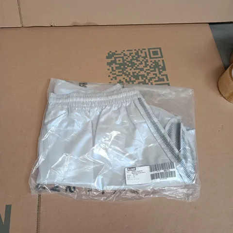 Adidas Originals Supernova shorts – Silver, Size M
