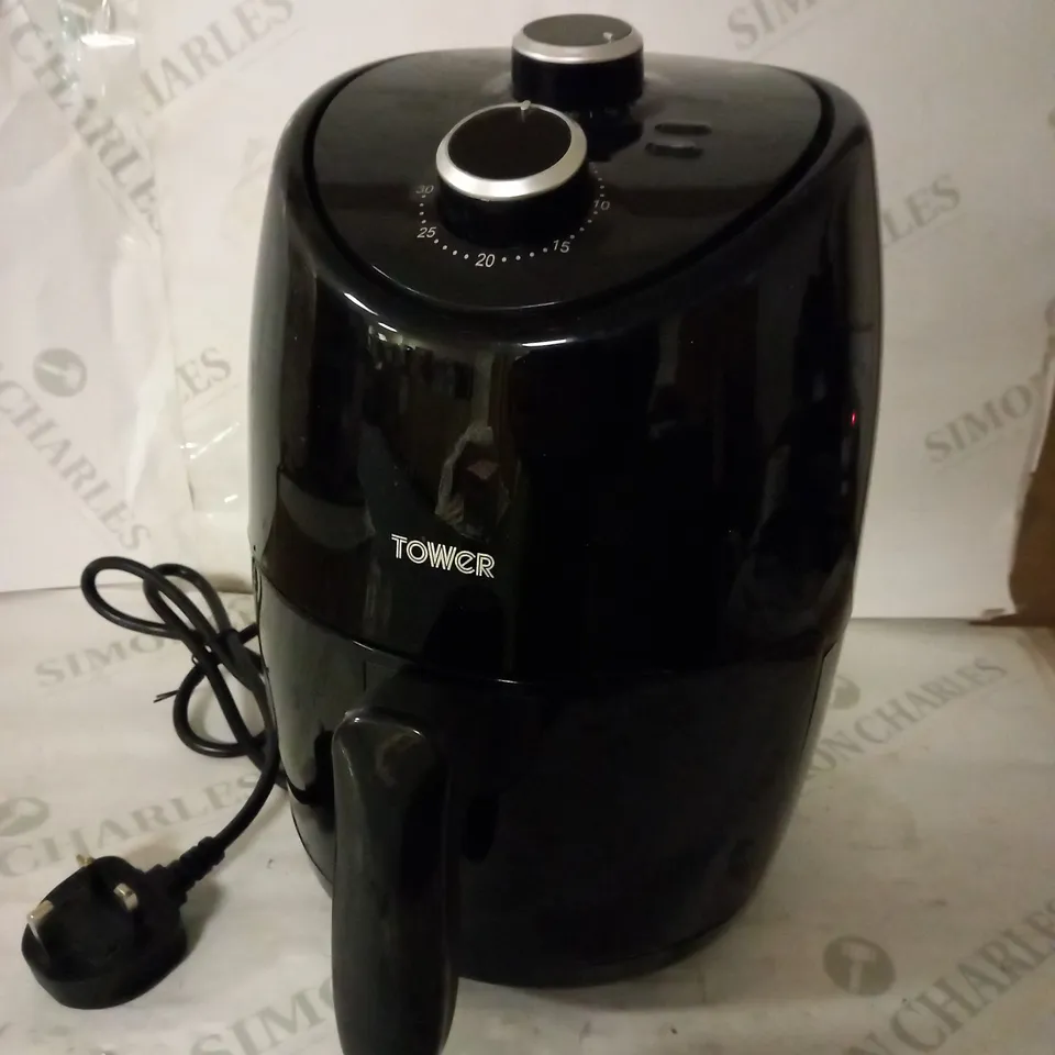 TOWER T17087 VORTX COMPACT AIR FRYER