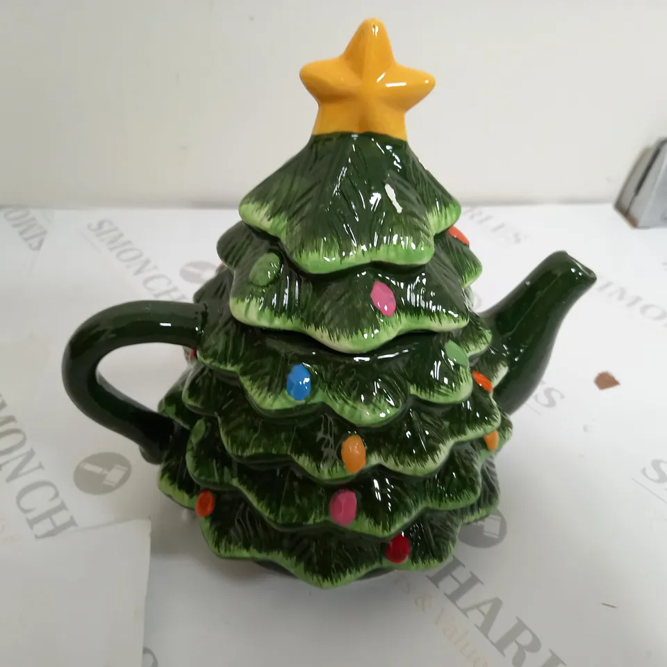 MR NOST TREE TEAPOT 