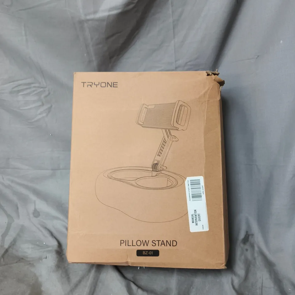 TRYONE PILLOW STAND BZ-01 WITH PLUSH GREY PILLOW BASE