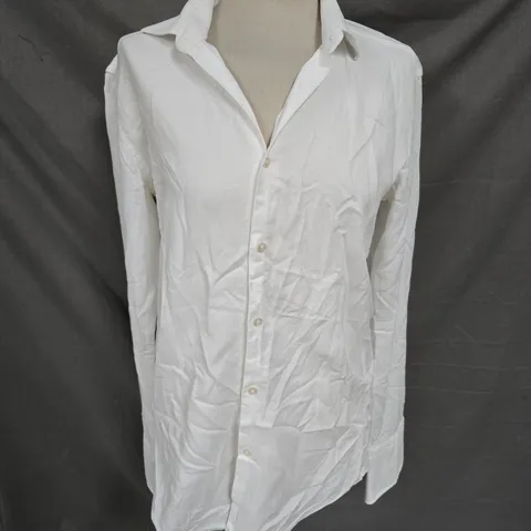 BOSS SLIM FIT SHIRT IN WHITE SIZE 15/12-39