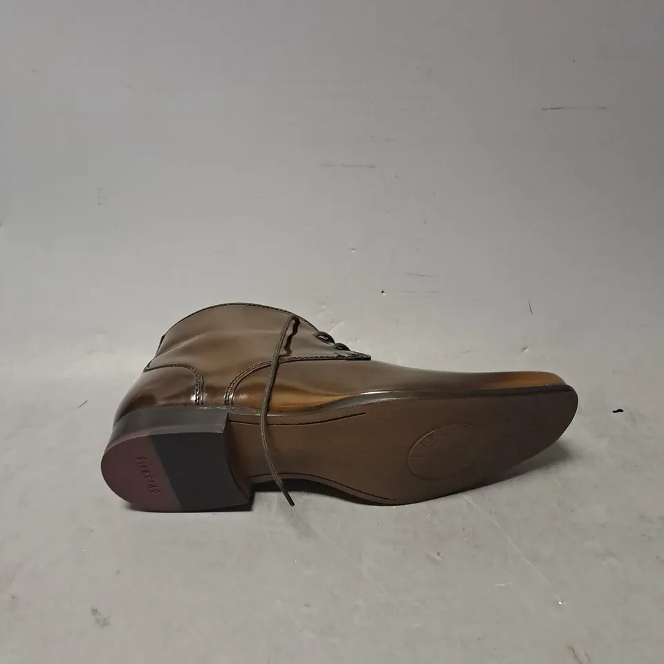 PAIR OF FIRETRAP SHOES IN BROWN SIZE 10