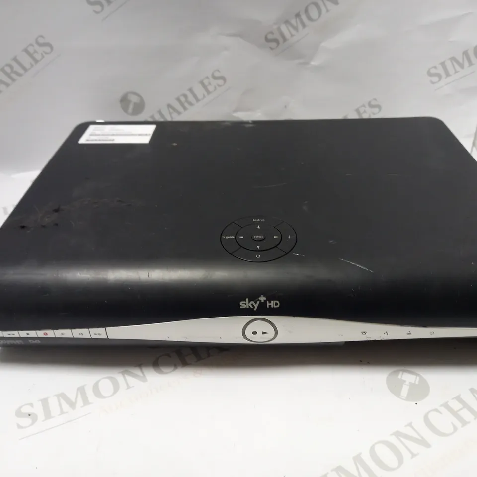 SKY DRX890 500 GB PLUS HD BOX