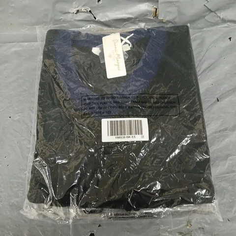 BOX OF APPROX 10 DANNII MINOGUE PETITES JUMPERS IN BLACK/BLUE ASSORTED SIZES