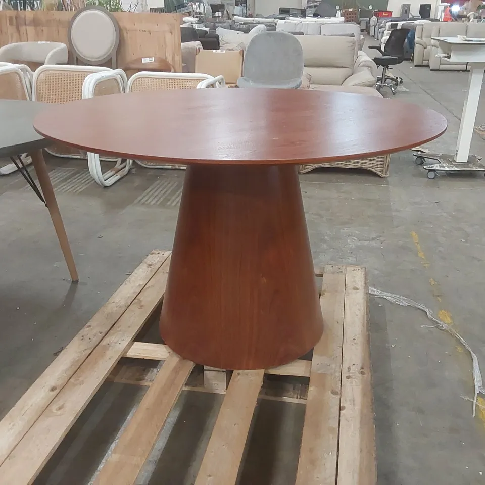 DESIGNER ROUND SOLID WOOD DINING TABLE
