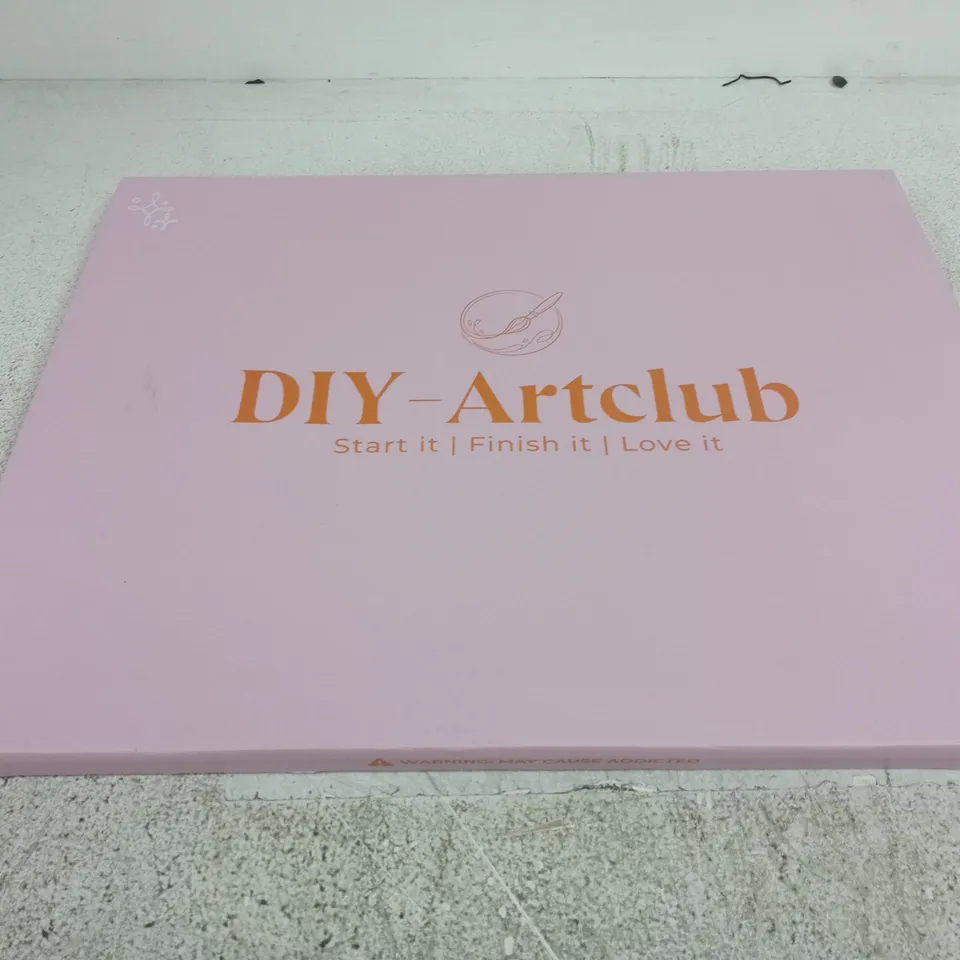 DIY-ARTCLUB CRAFT KIT BOXED