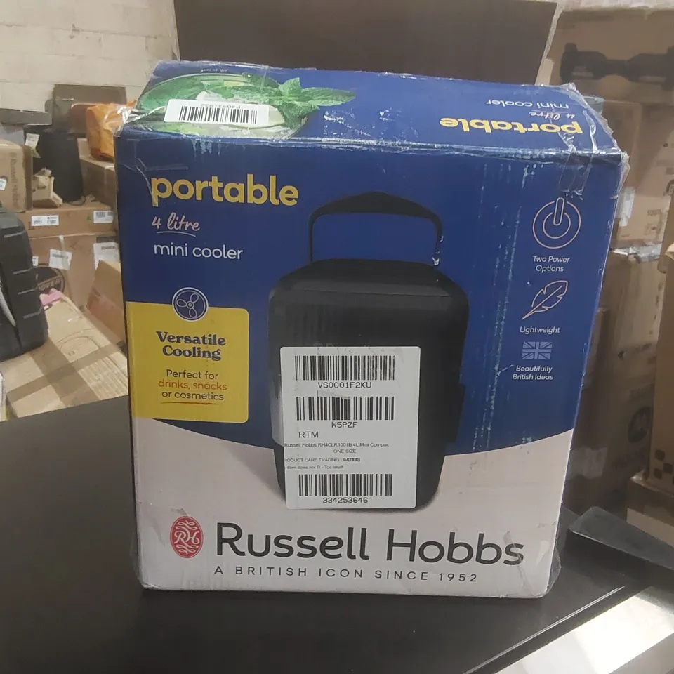 BOXED RUSSELL HOBBS 4L MINI COOLER 