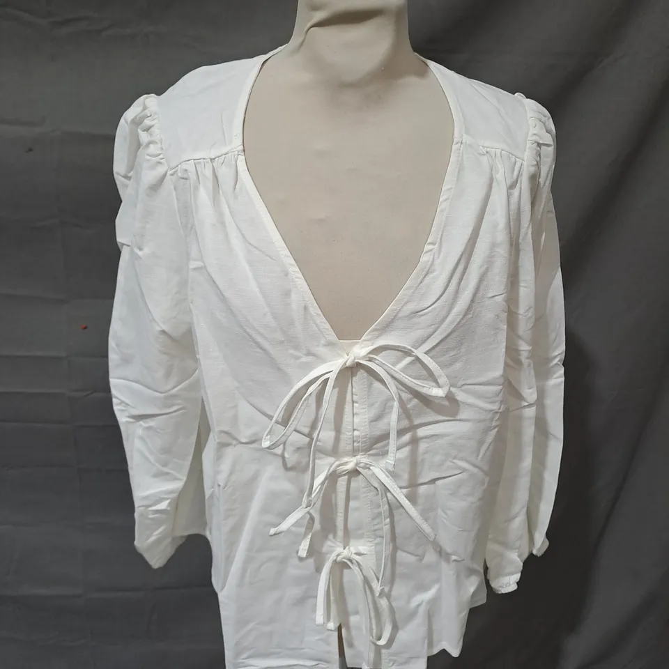 NOBODY'S CHILD BERNADETTA TOP IN WHITE SIZE 10