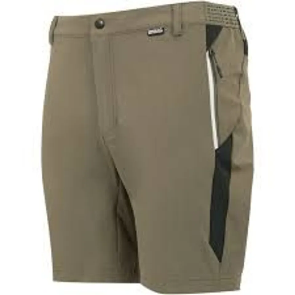 BRAND NEW REGATTA MOUNTAIN SHORTS IN TREETOP & BLACK - UK 38"