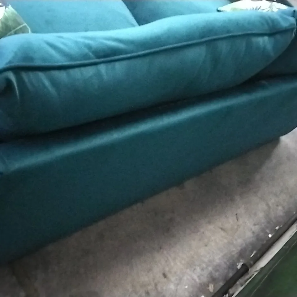 QUALITY BRITISH DESIGNER PASHA 3 SEATER HIGH BACK SOFA - GREEN PLUSH FABRIC