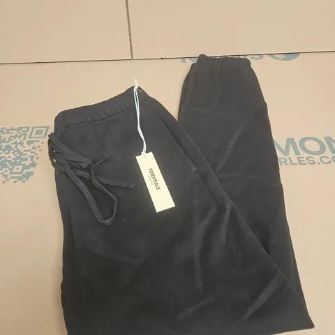 ESSENTIALS BLACK JOGGERS SIZE M 