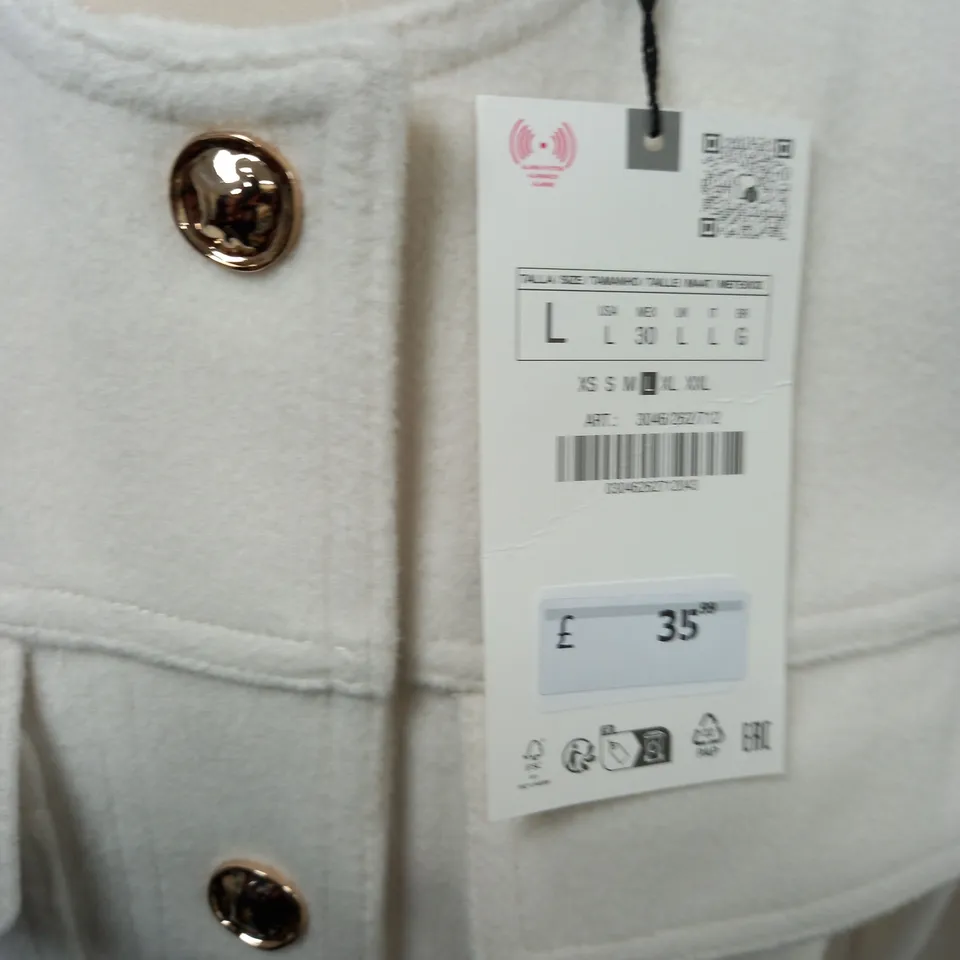 ZARA BUTTON THROUGH CARDIGAN IN WHITE - L