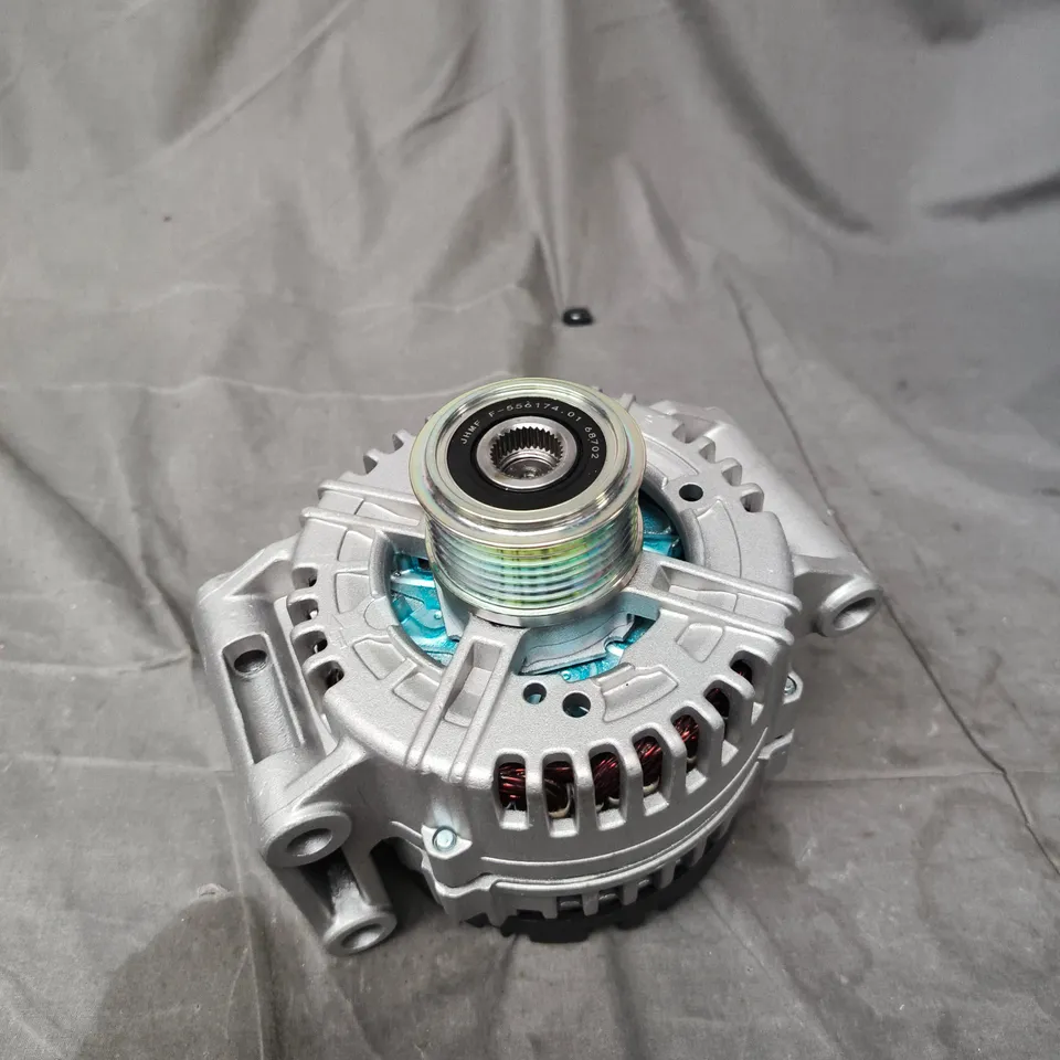 CAR ALTERNATOR WITH PULLEY