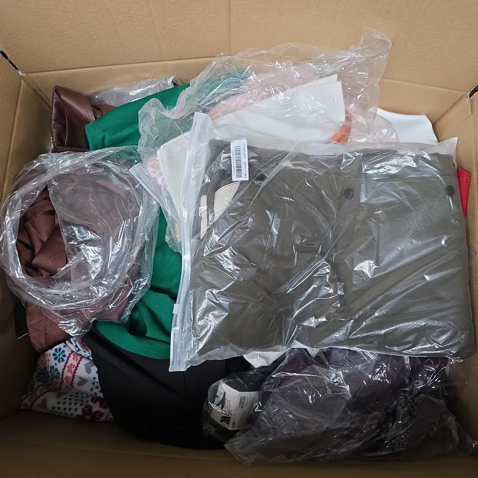 APPROXIMATELY 35 ASSORTED CLOTHING ITEMS IN VARIOUS SIZES, STYLES & COLOURS TO INCLUDE T-SHIRTS, SOCKS, DRESSES, ETC - COLLECTION ONLY