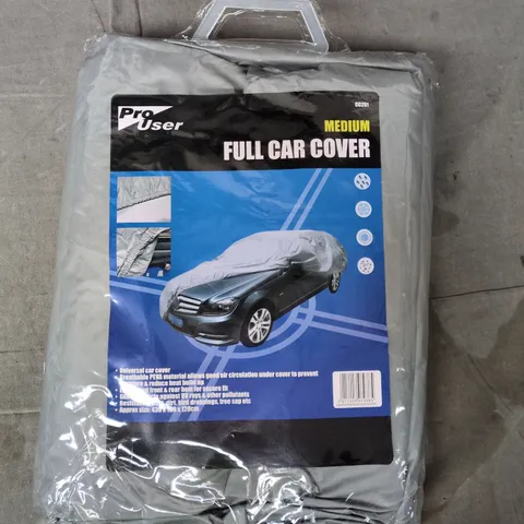 PRO USER CC251 UNIVERSAL FULL CAR COVER - MEDIUM