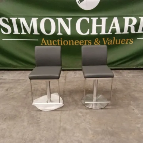 SET OF 2 QUALITY DESIGNER CADIZ GAS-LIFT BARSTOOLS, GREY PU LEATHER