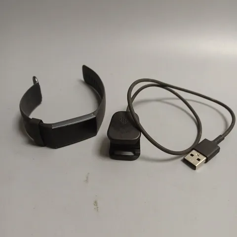 FITBIT CHARGE HEALTH & FITNESS TRACKER WATCH WITH RUBBER STRAP