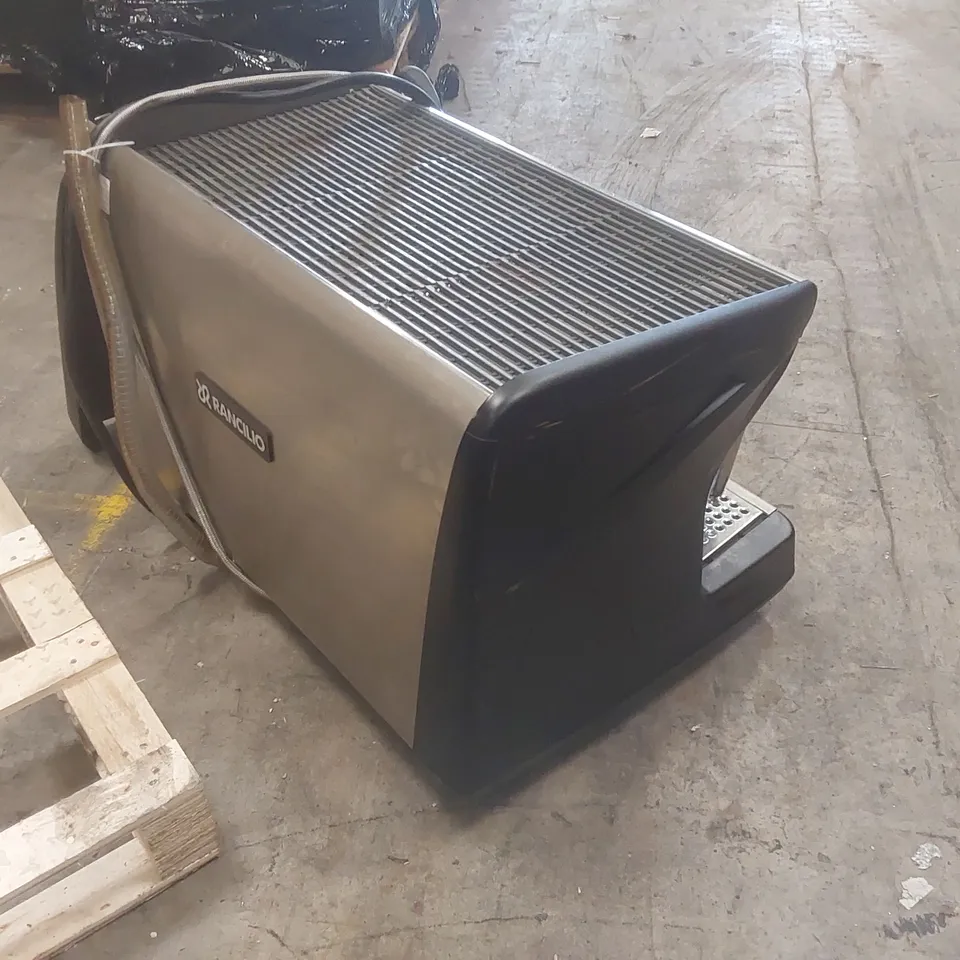 RANCILIO CLASSE 7 COMMERCIAL 2 GROUP COFFEE MACHINE