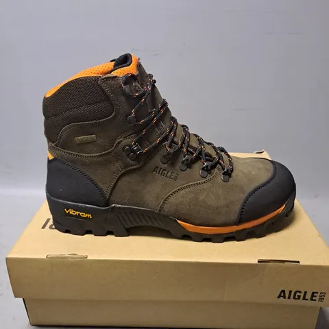 BOXED AIGLE ALTAVIO MID GTX SEPIA BOOTS - UK 10 1/2