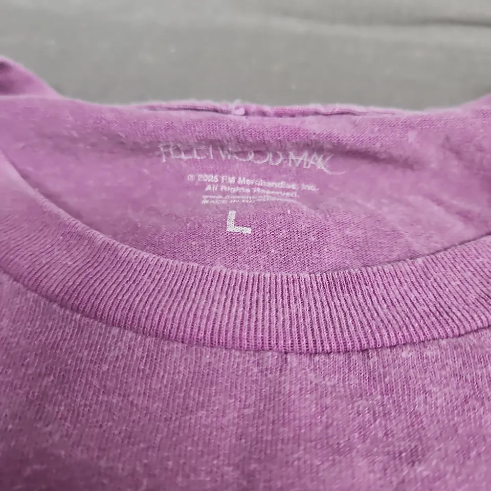 URBAN OUTFITTERS FLEETWOOD MAC T-SHIRT IN PURPLE - LARGE