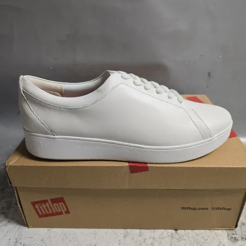 BOXED PAIR OF FITFLOP RALLY SNEAKERS IN WHITE - UK 8
