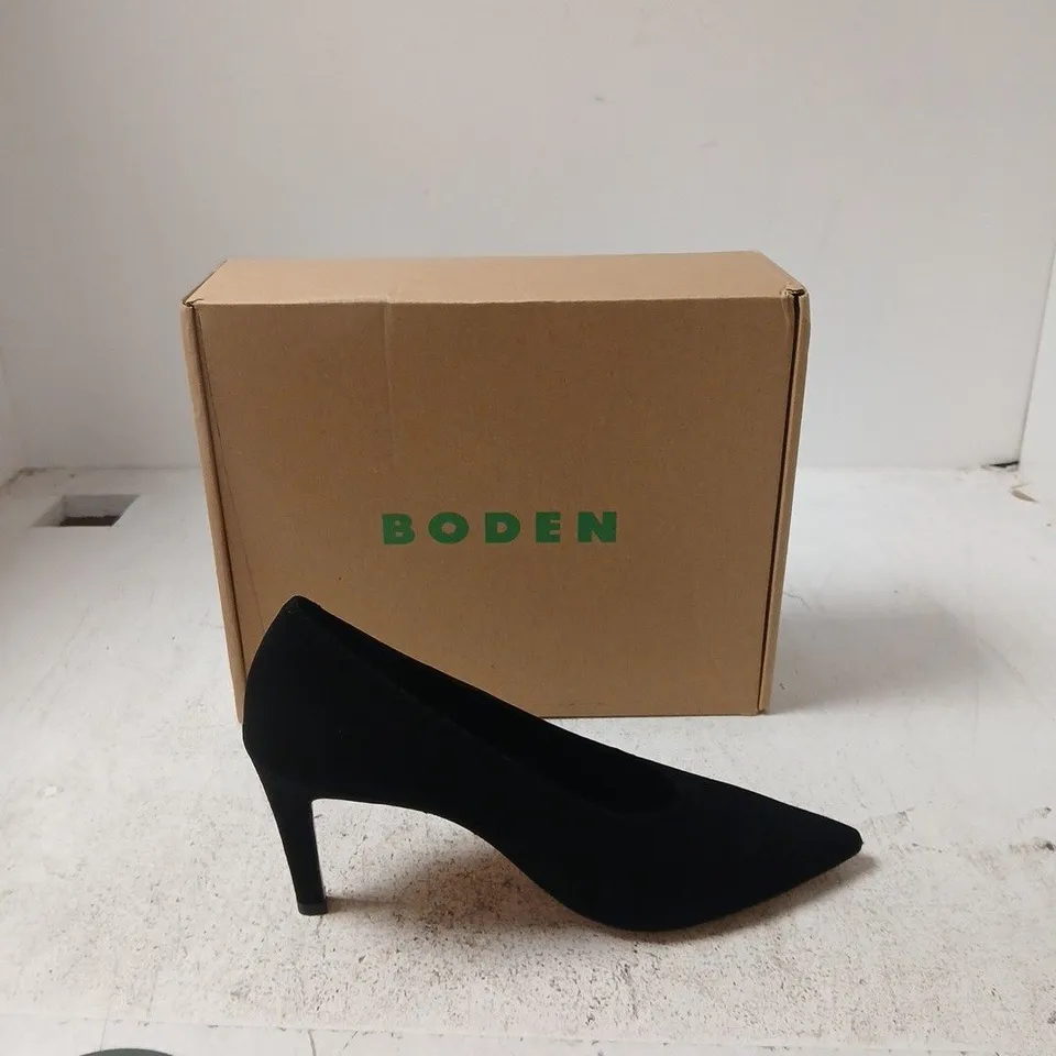 BODEN BLACK SUEDE WOMEN'S COURT HEELS (BOXED) - EUR 39