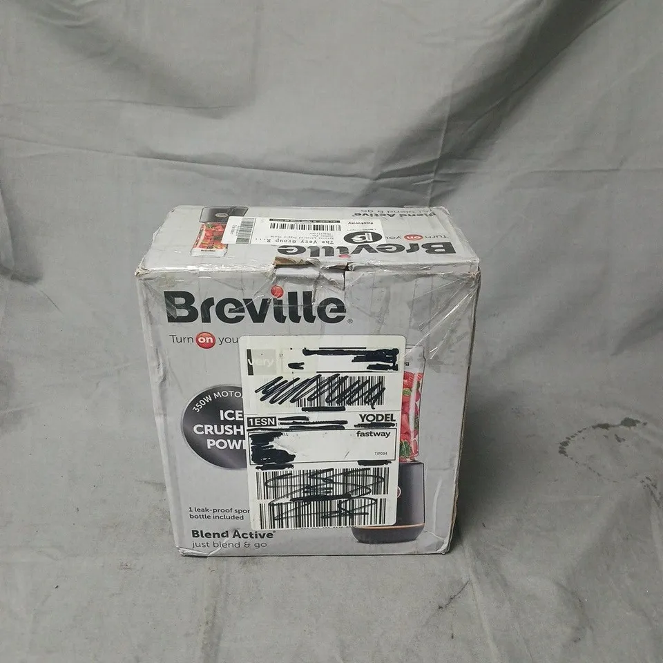 BOXED BREVILLE BLENDACTIVE BLENDER - BLACK 