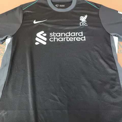 LIVERPOOL FC FOOTBALL SHIRT – SIZE XXL