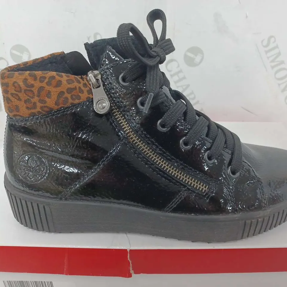 BOXED RIEKER HIGH TOP CUFFED SHOES, LEOPARD/BLACK - SIZE 37