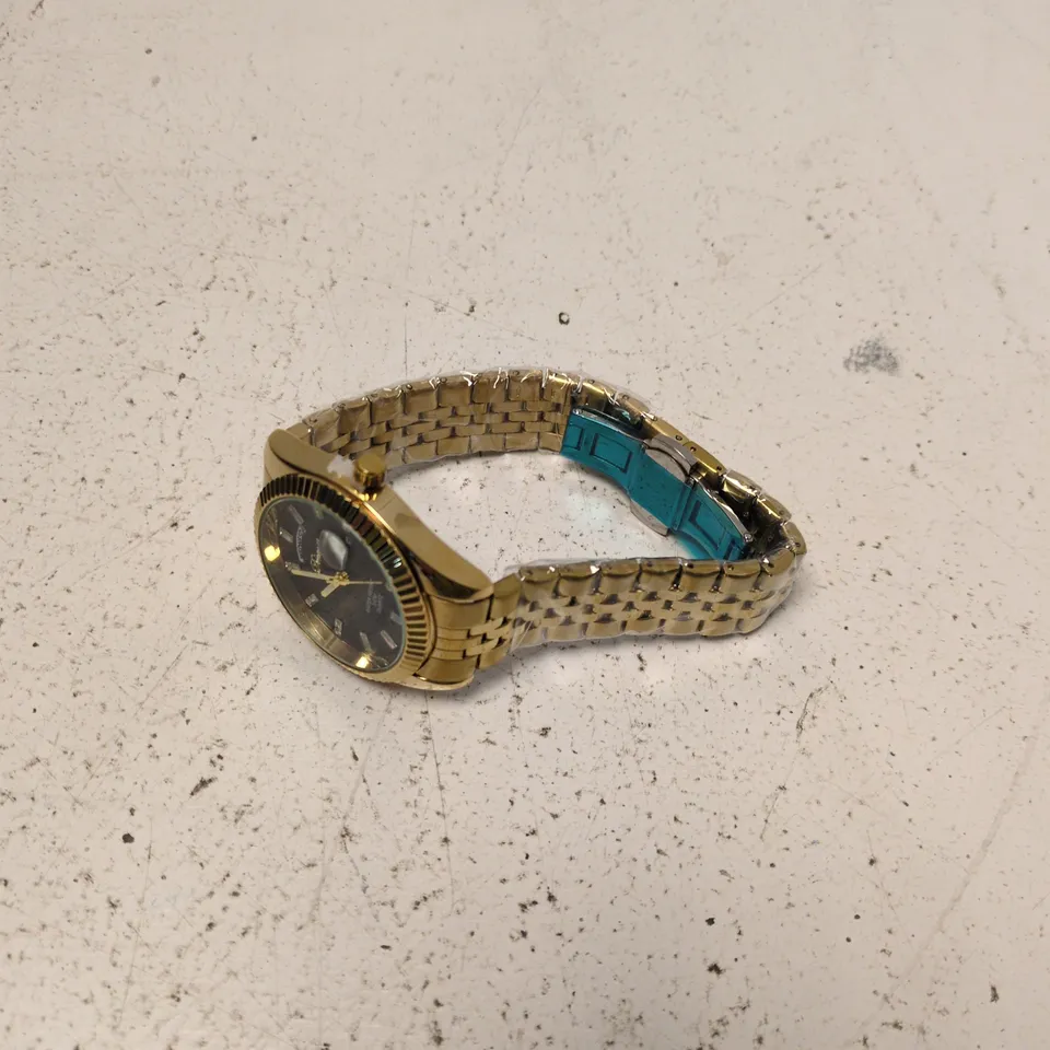 DENVOSI GOLD-TONE WRISTWATCH WITH DAY/DATE DISPLAY – QUARTZ MOVEMENT