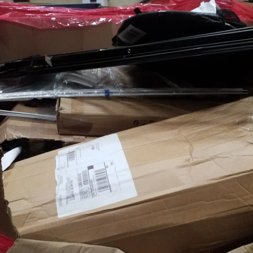 PALLET CONTAINING ASSORTED PRODUCTS INCLUDING MATTRESS TOPPER, ULTRA SOFT RASHEL BLANKET, GARMENT RACK, LED ART LAMP & CHOPPING BOARD SET