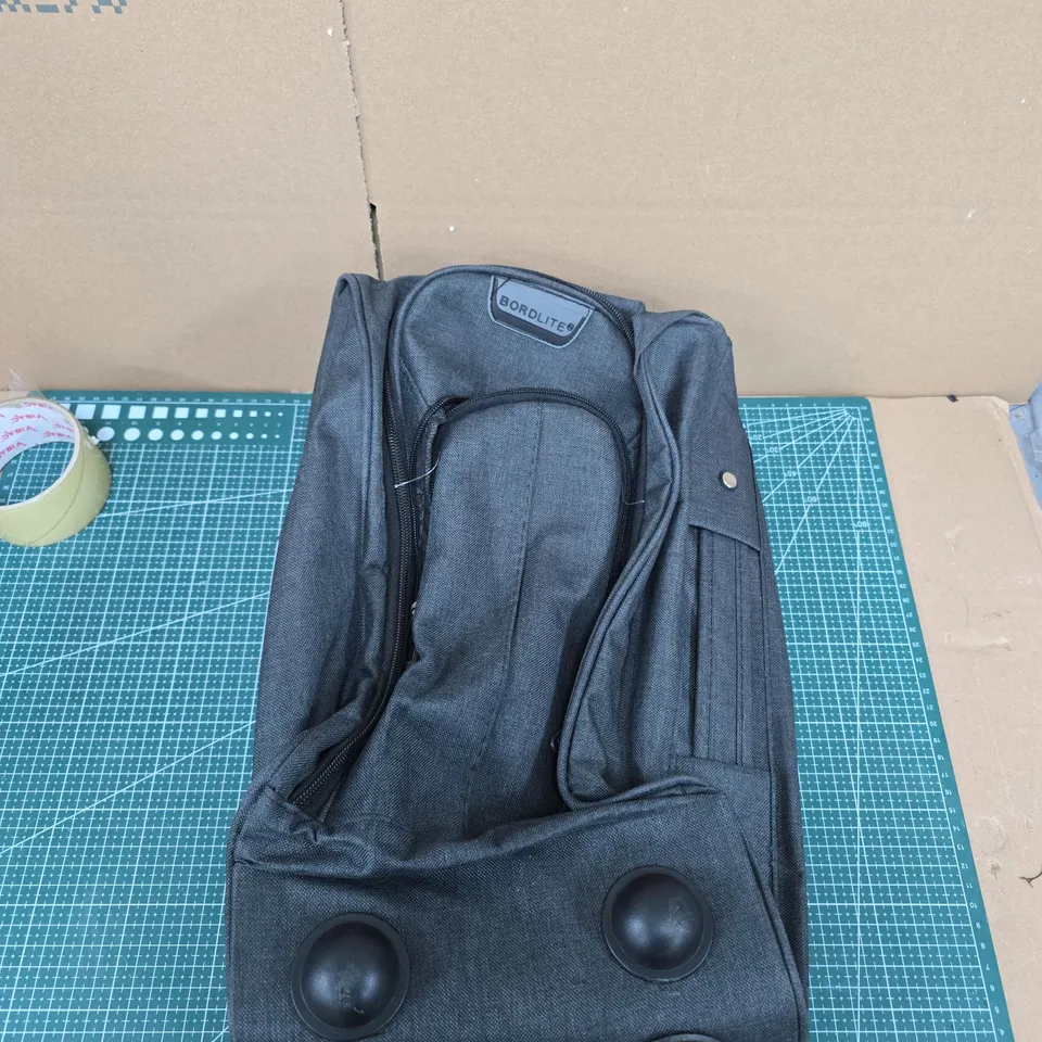 BORDLITE WHEELED TRAVEL BAG – DARK GREY