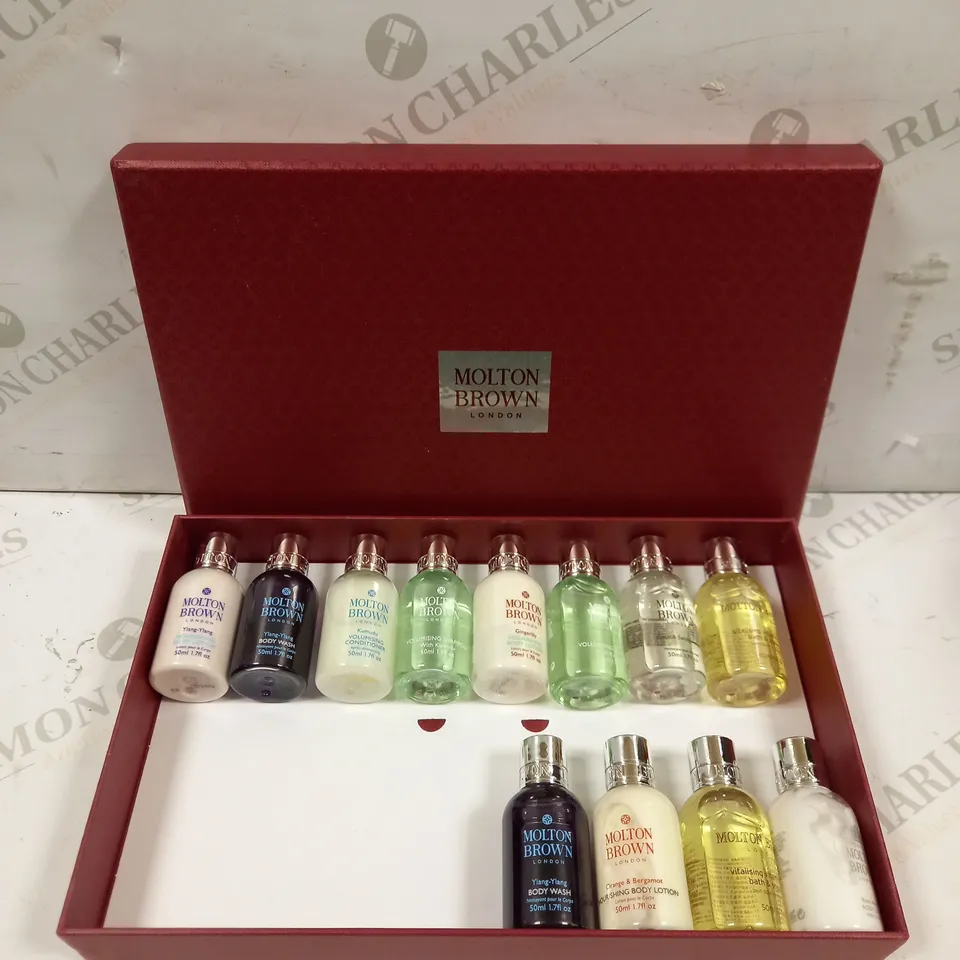 MOLTON BROWN LONDON BODY CARE COLLECTION TO INCLUDE BODY WASH, BODY LOTION, VOLUMISING CONDITIONER ETC