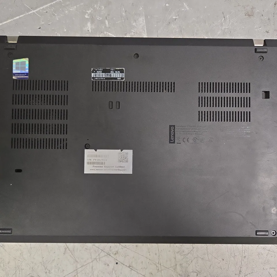 LENOVO THINKPAD T495 AMD RYZEN 5 LAPTOP IN BLACK