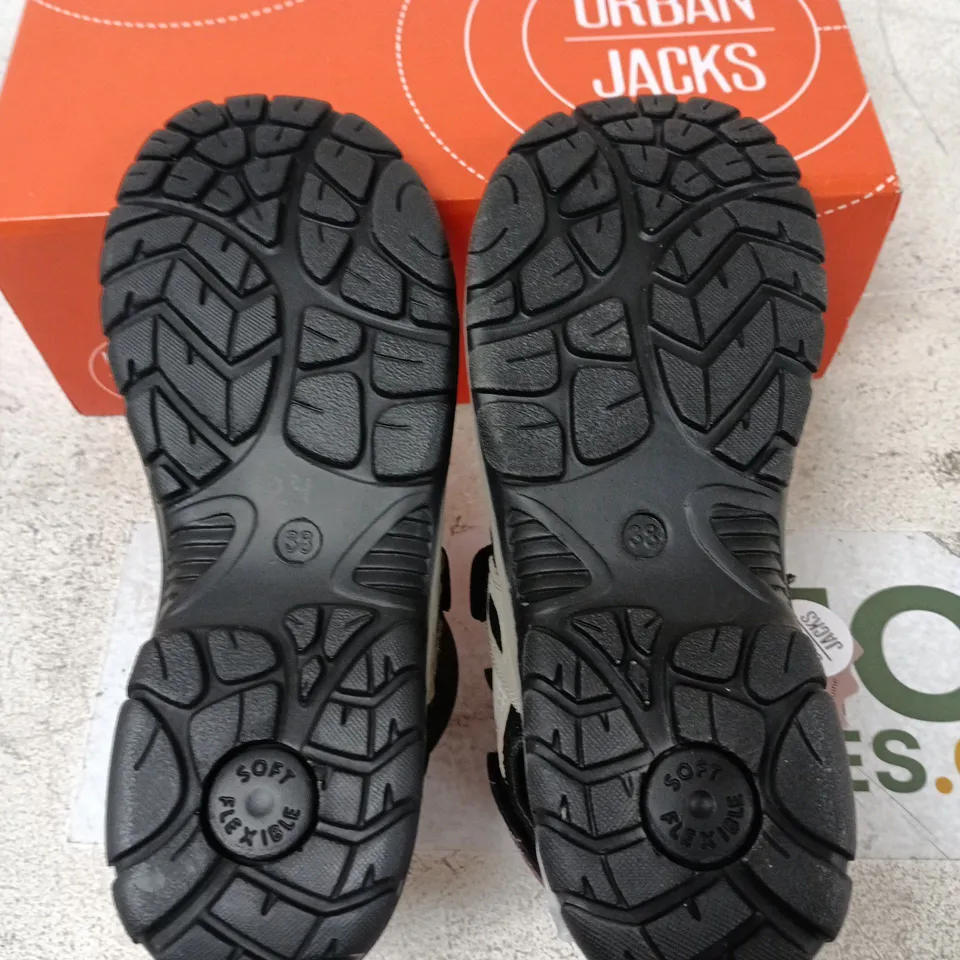 BOXED PAIR OF URBAN JACKS MANDY SANDALS IN PINK/BLACK - 38