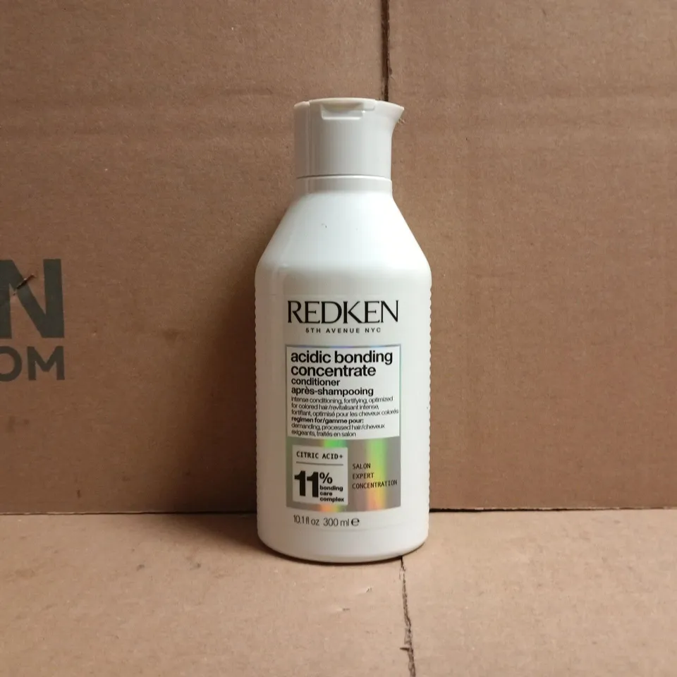 REDKEN ACIDIC BONDING CONCENTRATE (300ML)